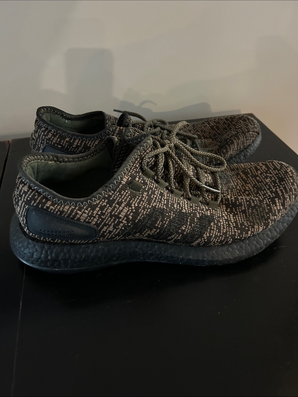 Men's adidas boost Athletic Sneakers - size 13
